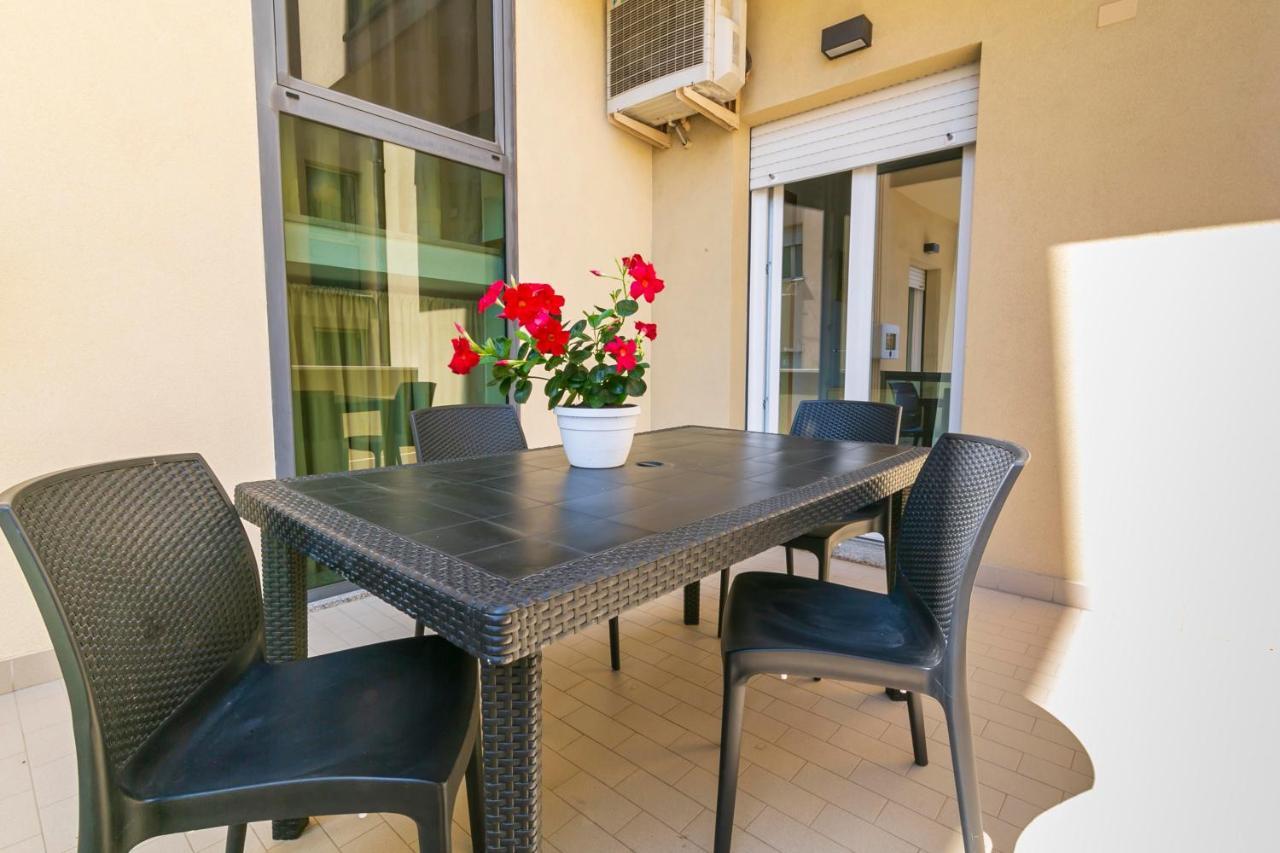 Residence Hotel Le Stelle Rimini Exterior photo