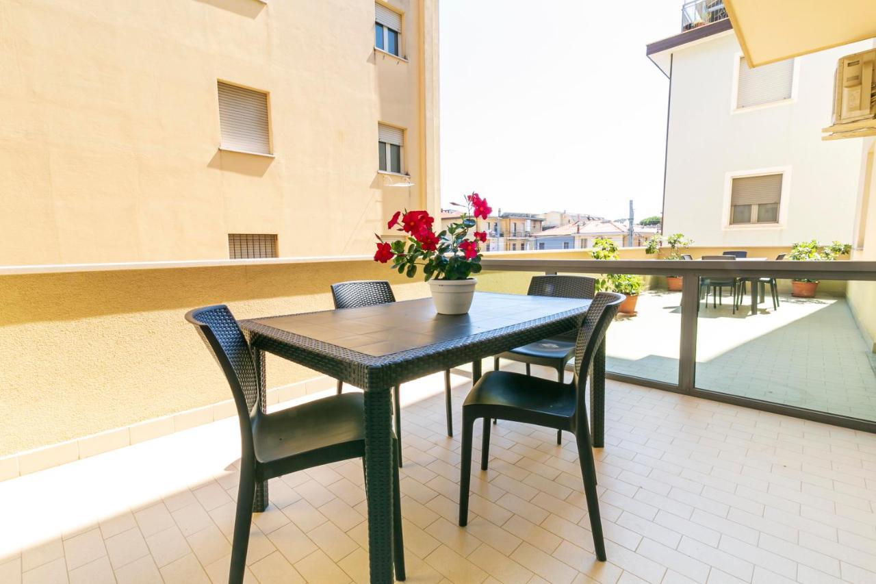 Residence Hotel Le Stelle Rimini Exterior photo
